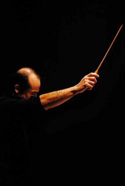 A Centrale Supélec, OPEO anime un atelier sur l’industrie du futur orchestra-conductor-430x640 A Centrale Supélec, OPEO anime un atelier sur l’industrie du futur